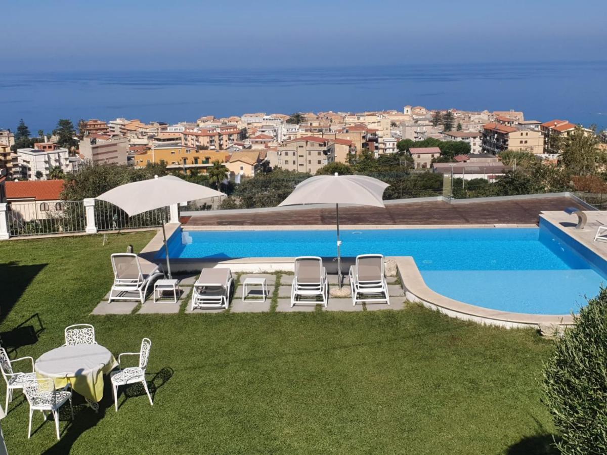 Appartamenti Borgo Panoramico N.1 Tropea Exterior foto